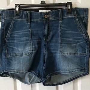 Torrid Comfort waist denim shorts plus size 14